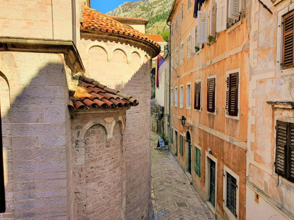 St.Tripun Apartment Cattaro Esterno foto
