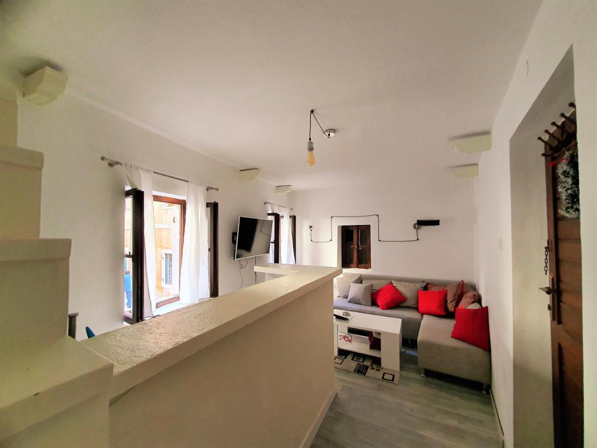 St.Tripun Apartment Cattaro Esterno foto