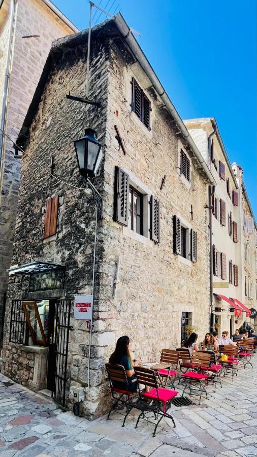 St.Tripun Apartment Cattaro Esterno foto